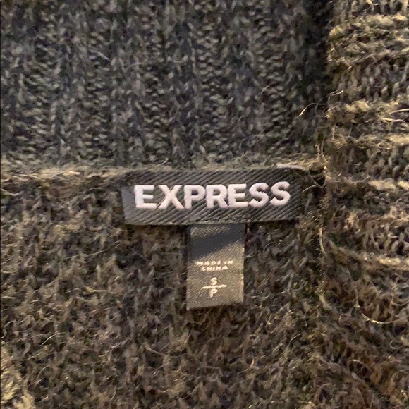 Express Green extreme high-lo hem neck sweater - Picture 3 of 4